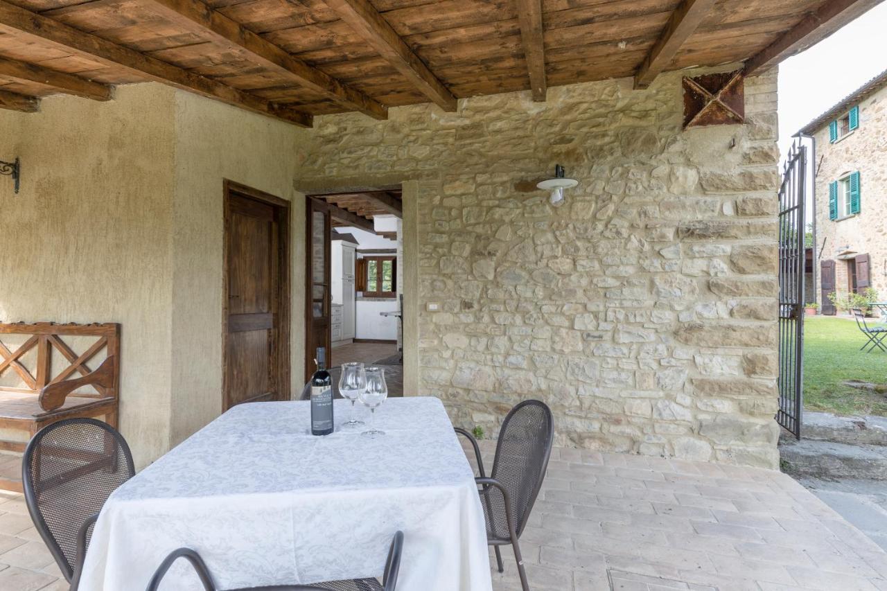 Country House La Casa Paterna 몬테 산타 마리아 티베리나 외부 사진