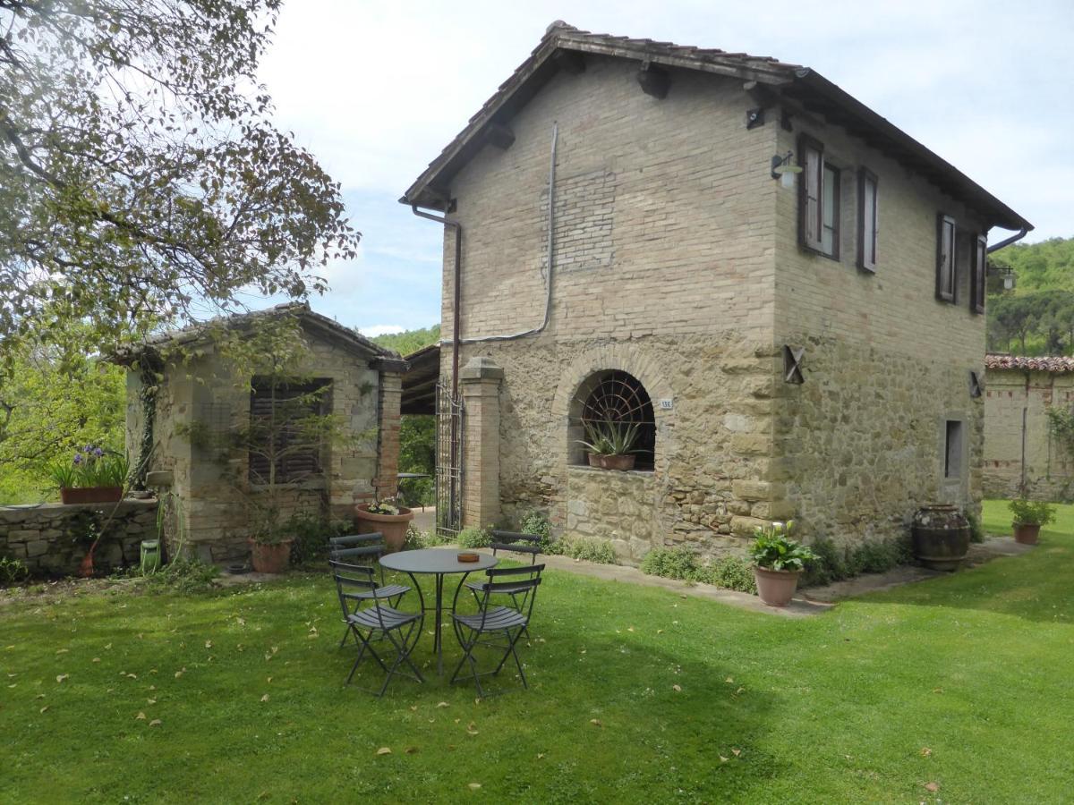 Country House La Casa Paterna 몬테 산타 마리아 티베리나 외부 사진