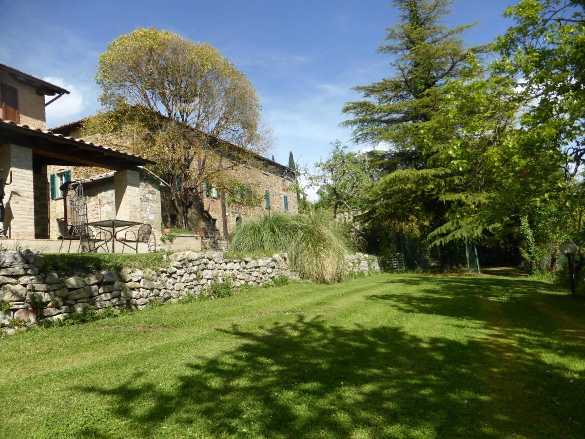Country House La Casa Paterna 몬테 산타 마리아 티베리나 외부 사진